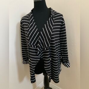 CHICO’S ZENERGY BLACK & WHITE STRIPE JACKET TOP - SZ 3